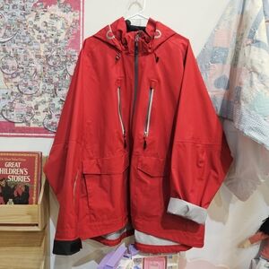 Duluth Trading Co. Alaskan Hardgear Red Hooded Jacket with Zipper Pockets